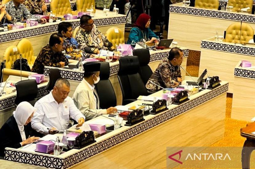 Menhub: Pagu anggaran Kemenhub 2026 sebesar Rp28,49 triliun.