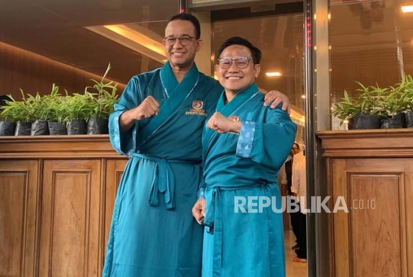 Pasangan calon presiden dan calon wakil presiden Anies Baswedan dan Muhaimin Iskandar hadir melakukan medical check up di Rumah Sakit Pusat Angkatan Darat (RSPAD) Gatot Soebroto, Jakarta Pusat, Sabtu (21/10/2023). 