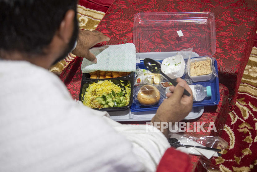 Jamaah haji diimbau tidak telat makan selama di Tanah Suci. (ilustrasi)