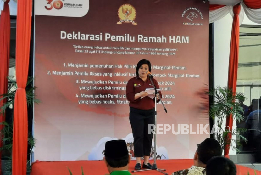 Ketua Komnas HAM Atnike Nova Sigiro saat menyampaikan sambutan dalam acara Deklarasi Pemilu Ramah HAM di kantor Komnas HAM, Jakarta Pusat, Ahad (11/6/2023). 