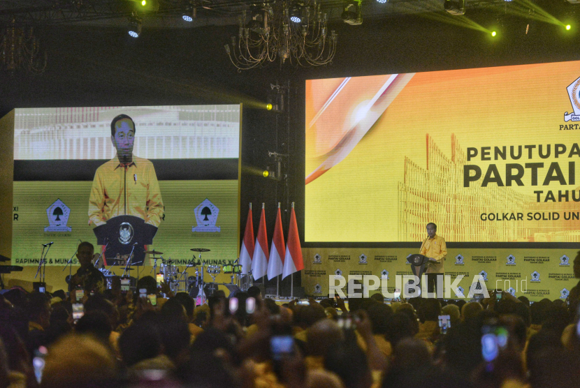 Presiden Joko Widodo menyampaikan pidato dalam penutupan Musyawarah Nasional (Munas) XI Partai Golkar di Jakarta Convention Center (JCC), Senayan, Jakarta, Rabu (21/8/2024).