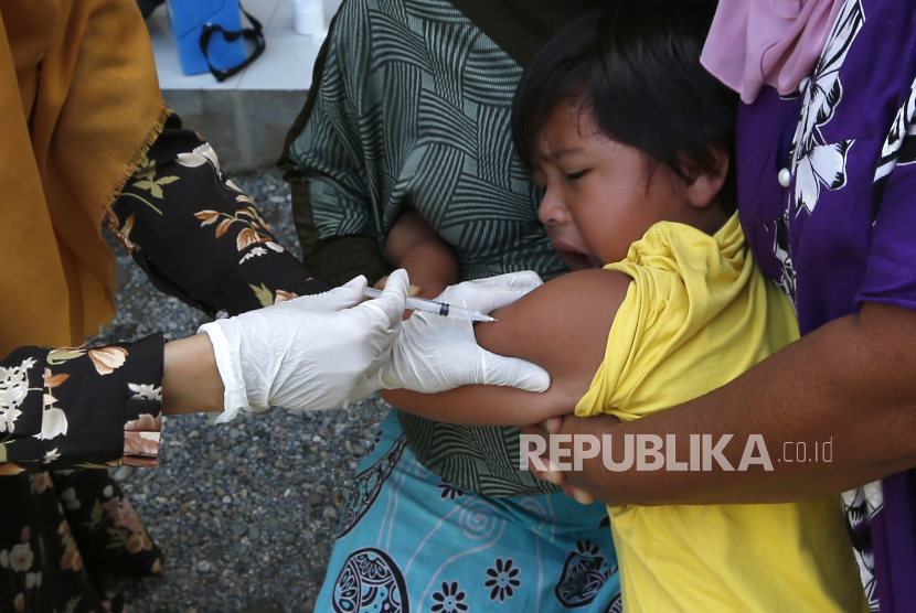 Imunisasi Siswa SD di Surabaya Terapkan Protokol Ketat. Ilustrasi