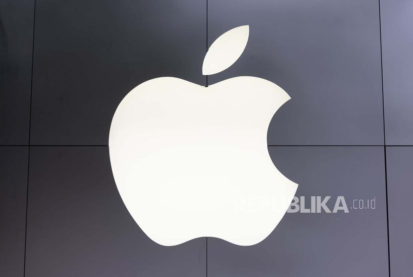  Tanda di toko Apple di Bethesda, Maryland, AS, 25 Agustus 2022. Peretas Gunakan Akun Apple News Kirim Pesan Ofensif