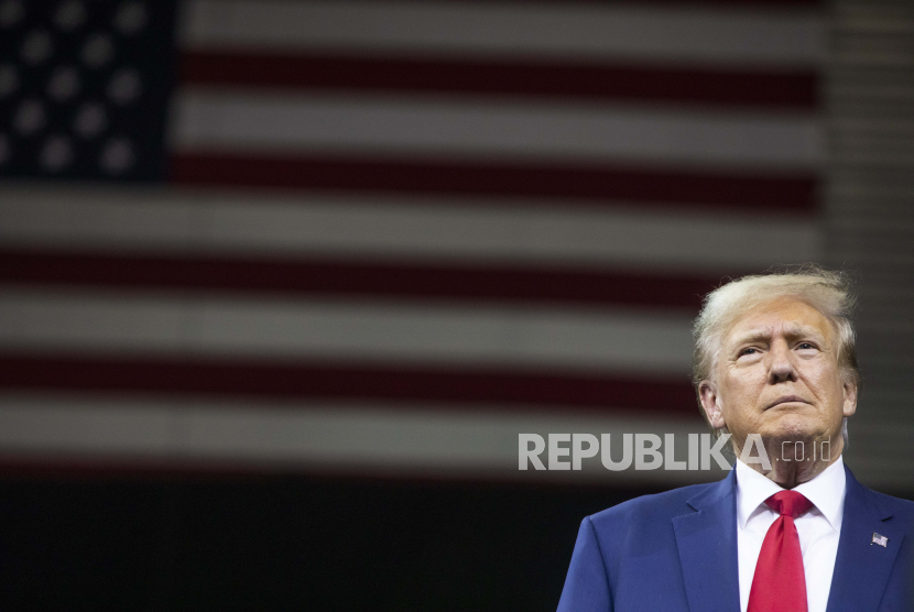 Mantan presiden AS Donald Trump berbicara pada rapat umum Pemimpin Monumental Partai Republik South Dakota Jumat, 8 September 2023, di Rapid City, S.D.