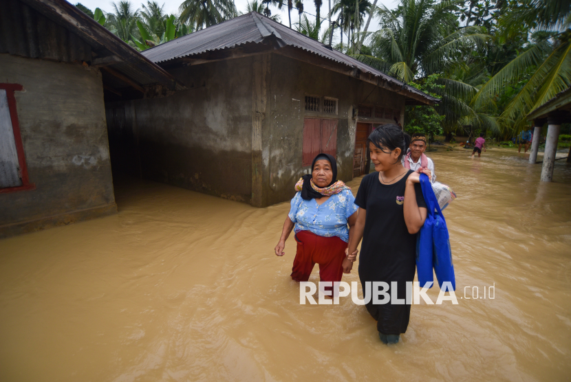 Banjir Sumatra Ternyata Dipicu Siklon Tropis Langka