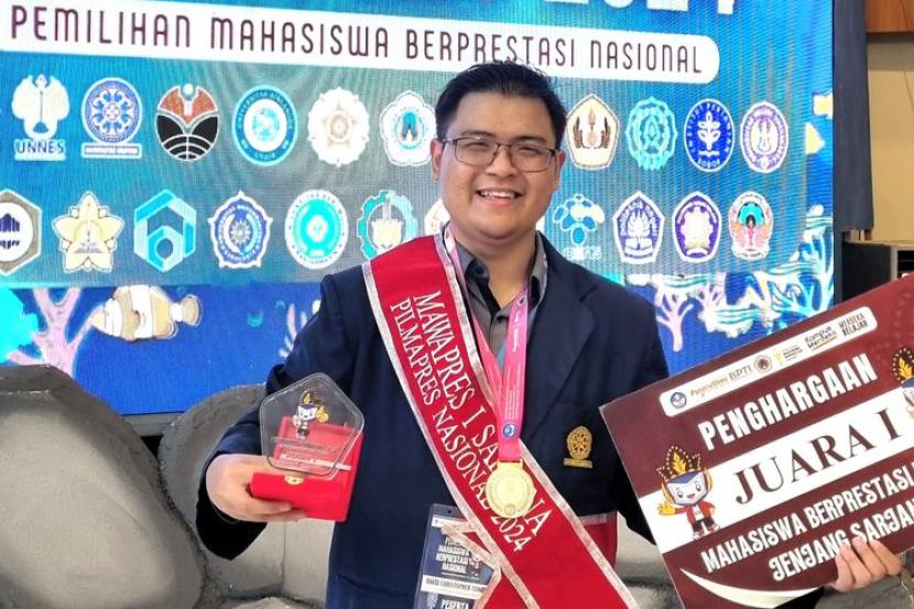 Begini Jalan Mahasiswa Universitas Udayana Christopher Tjandra Menjadi Juara 1 Pilmapres 2024