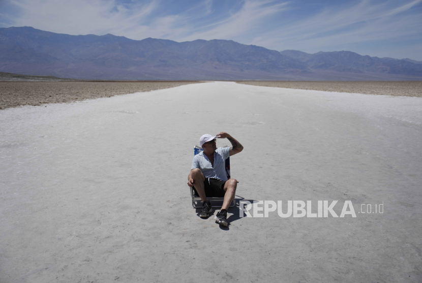 Suasana Death Valley National Park, California, Amerika Serikat.