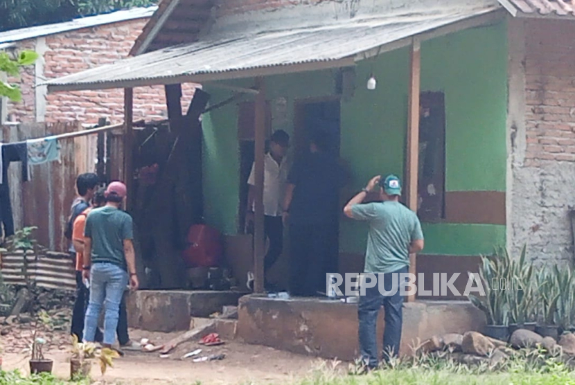 Rumah Pegi, salah satu buron yang tertangkap dalam kasus pembunuhan Vina, di Desa Kepompongan, Kecamatan Talun, Cirebon, Rabu (22/5/2024).