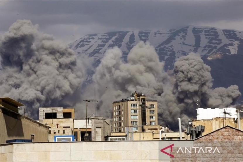 Menlu perintahkan Dubes RI di Iran untuk segera evakuasi WNI.