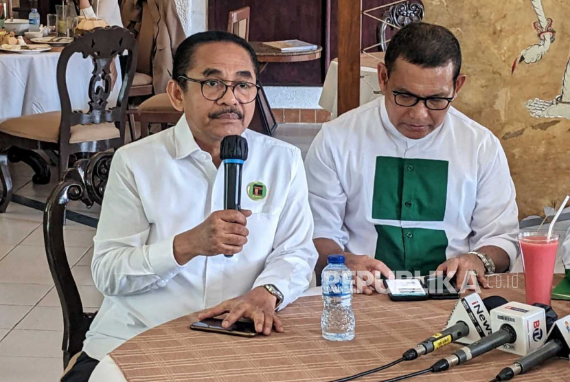 Wakil Sekretaris Majelis Pertimbangan PPP yang juga juru bicara PPP Usman M. Tokan menanggapi isu terkait Sandiaga Salahuddin Uno hingga Koalisi Indonesia Bersatu (KIB), Rabu (23/3).