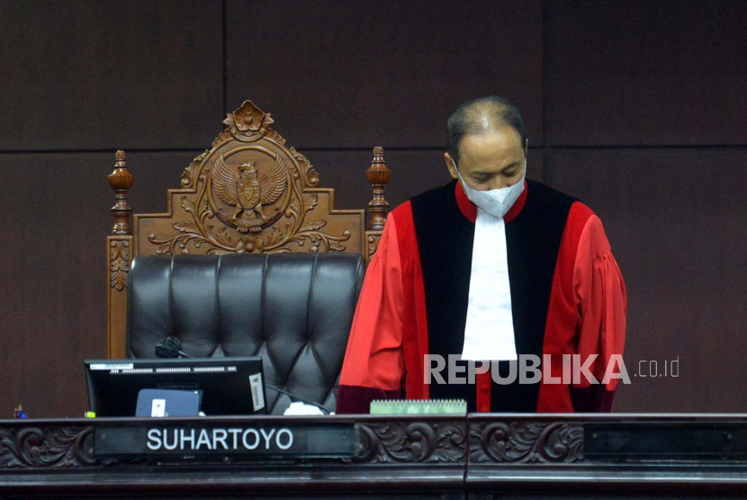 Hakim konstitusi Suhartoyo.