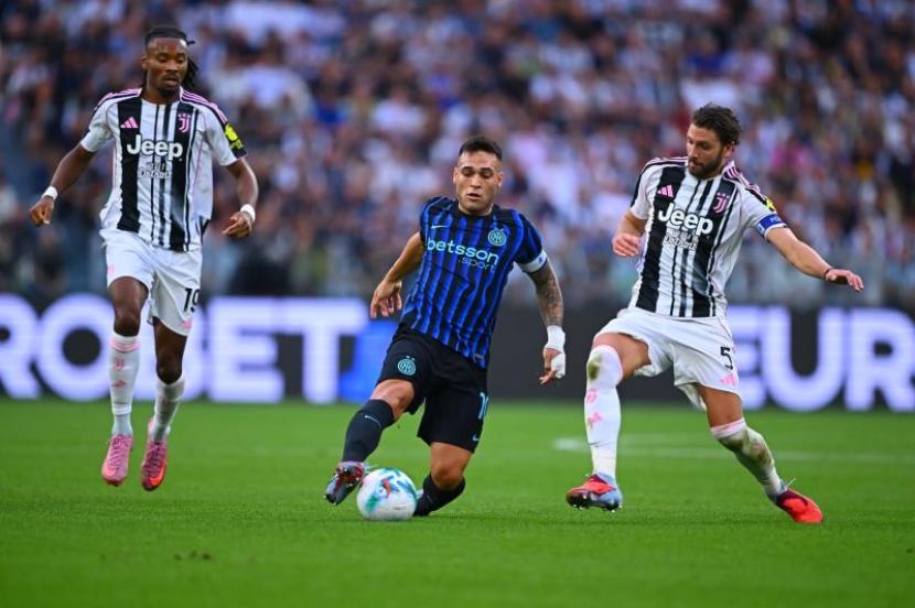 Gol Vasillije Adzic bawa Juventus menangi drama tujuh gol kontra Inter.