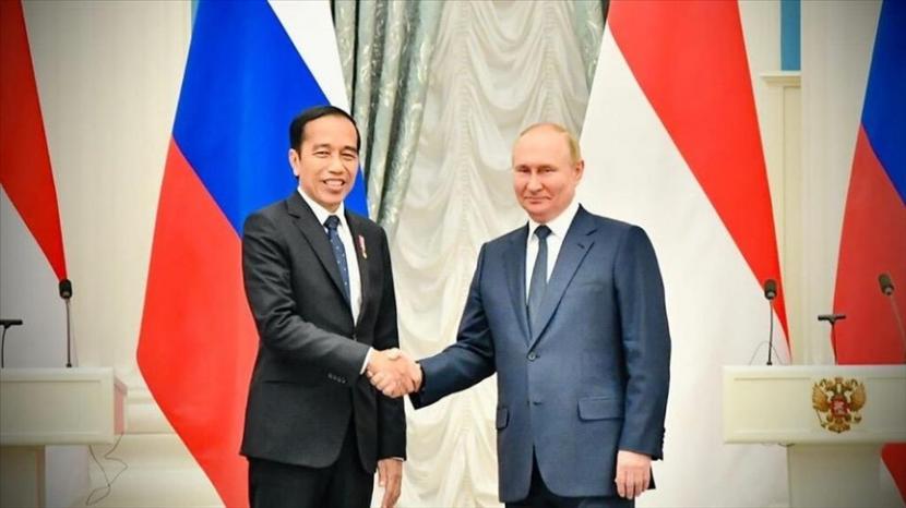 Presiden Rusia Vladimir Putin memberikan jaminan kepada Presiden Indonesia Joko Widodo untuk memenuhi kebutuhan pupuk asal Rusia untuk Indonesia. 