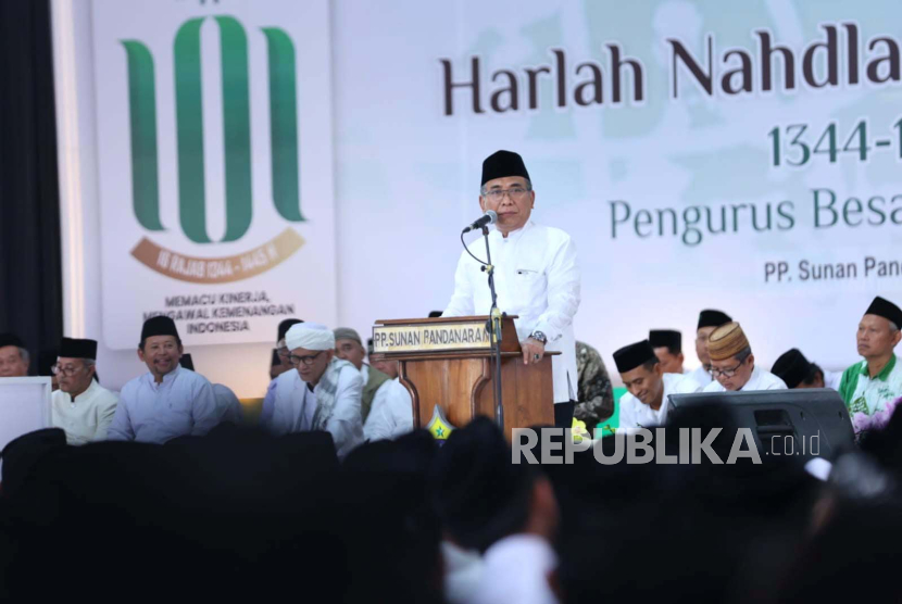 Ketua Umum Pengurus Besar Nahdlatul Ulama (PBNU), KH Yahya Cholil Staquf mendesak PKB mengembalikan kepemimpinan ulama di partai tersebut. 