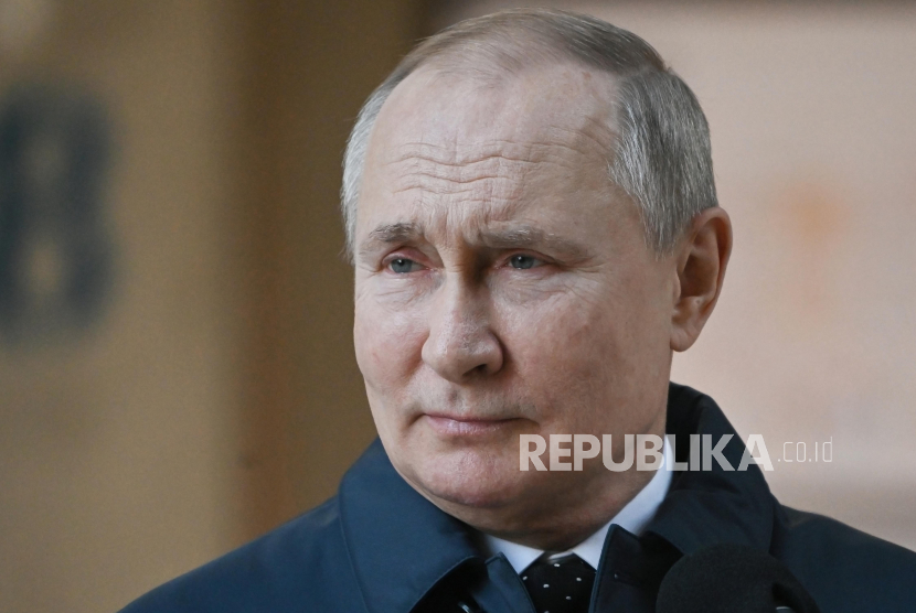  Presiden Rusia Vladimir Putin. Rusia Sebut akan Bertahan dari Sanksi Ekonomi Barat