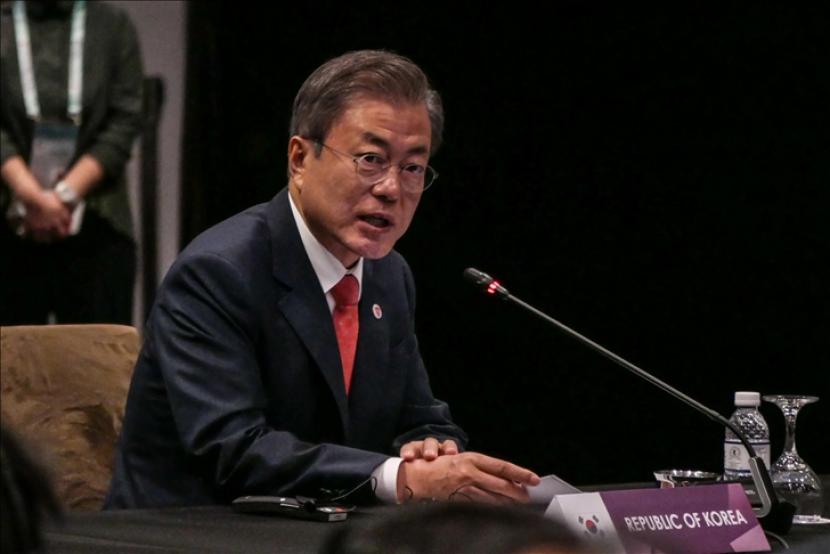 Presiden Korea Selatan Moon Jae-in pada Senin (1/3) mengajak Jepang untuk menyelesaikan semua masalah bilateral melalui dialog.