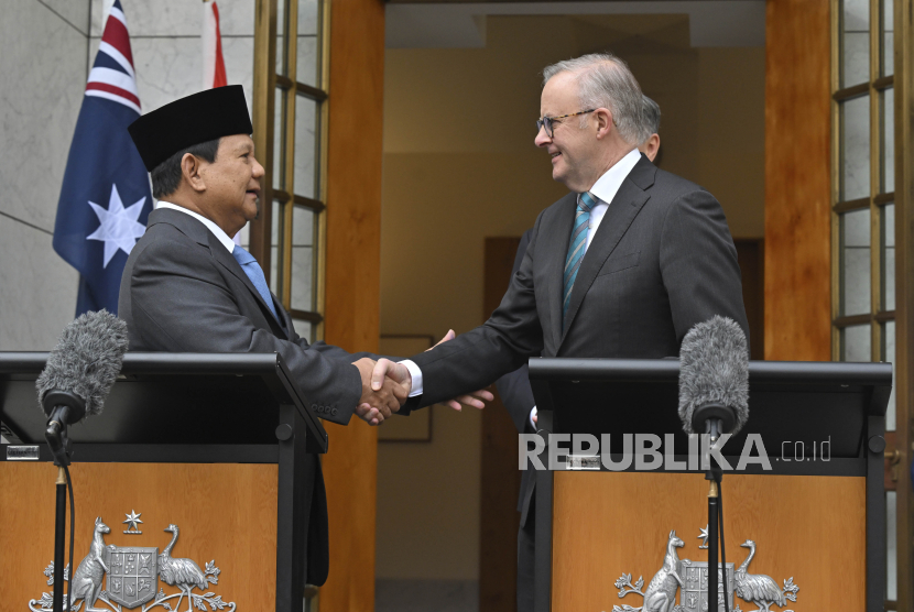 Indonesian President Prabowo Subianto with Australian Prime Minister Anthony Albanese.