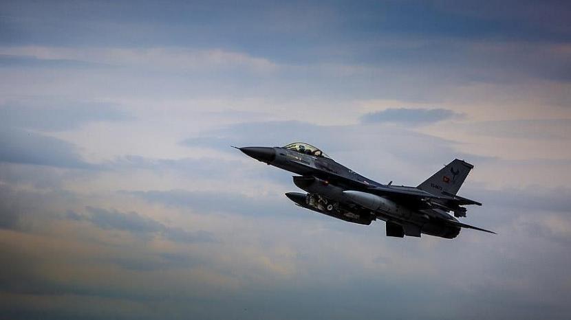 Amerika Serikat, melalui Departemen Luar Negeri, menyetujui rencana penjualan jet tempur F-16, rudal Sidewinder dan Harpoon, kepada Filipina.
