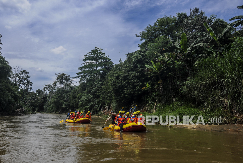 Depok Alokasikan Dana untuk Bencana Banjir dan Longsor (ilustrasi).