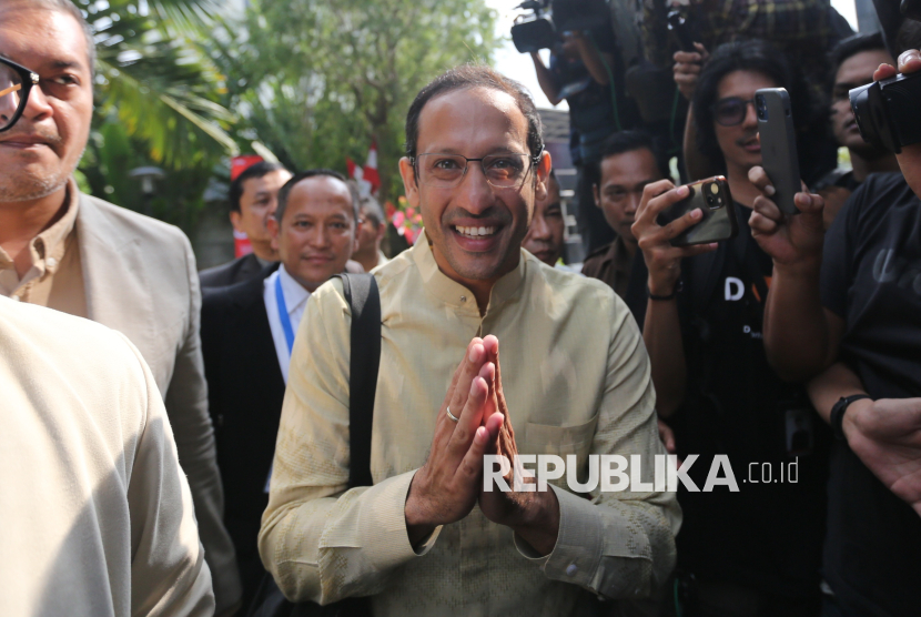 Penyidik Jampidsus Kejagung menetapkan mendikbudristek periode 2019-2024 Nadiem Anwar Makarim menjadi tersangka.