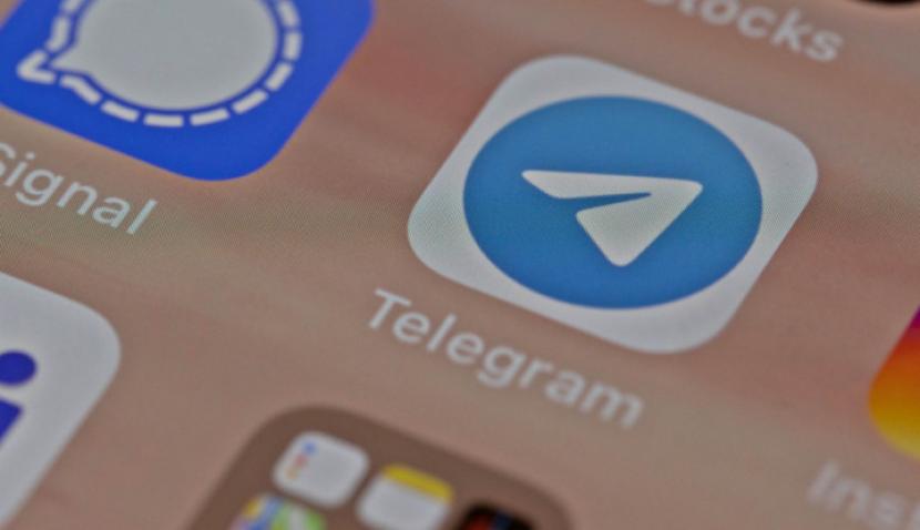 Telegram Jadi Aplikasi Populer di Dunia, Geser TikTok dan Kangkangi WhatsApp (Foto: Unsplash/Dimitri Karastelev)