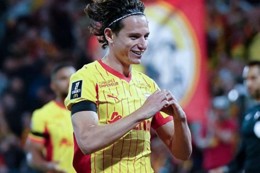 Lens bangkit dan balikkan keadaan taklukkan Brest 3-1.