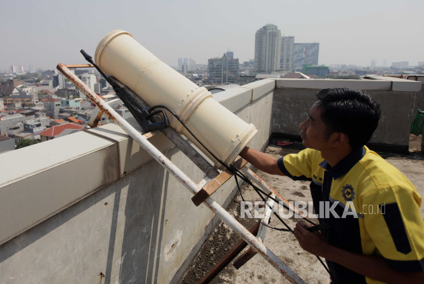 Sejumlah gedung tinggi di DKI Jakarta sudah memasang water mist generator.