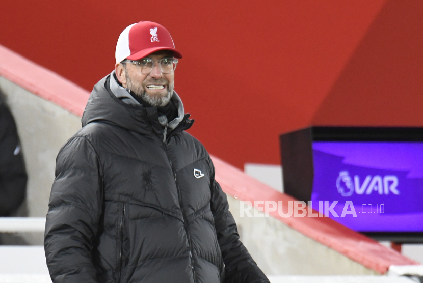 Reaksi manajer Liverpool Jurgen Klopp selama pertandingan sepak bola Liga Utama Inggris antara Liverpool FC dan Burnley FC di Liverpool, Inggris, 21 Januari 2021.