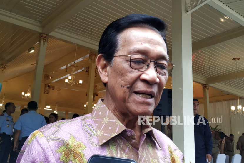 Gubernur DIY, Sri Sultan Hamengku Buwono X di Kompleks Kepatihan, Kota Yogyakarta, Kamis (13/7/2023).