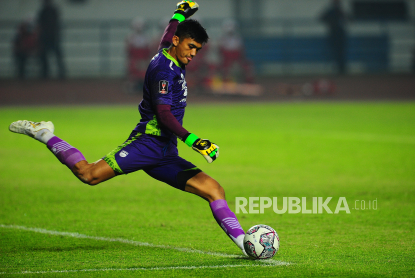 Kiper Persib Bandung Fitrul Dwi Rustapa.