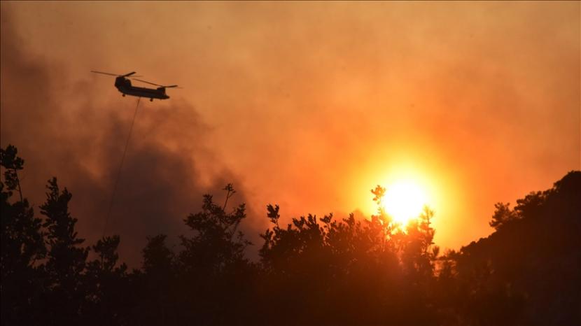 Menteri Pertanian dan Kehutanan Turki Bekir Pakdemirli pada Senin (2/8) mengumumkan bahwa 125 dari 132 titik kebakaran hutan di negara itu telah terkendali.