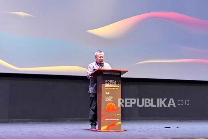 Deputi Bidang Ekonomi Digital dan Produk Kreatif Kemenparekraf, Muhammad Neil El Himam dalam pembukaan Korea Indonesia Film Festival (KIFF) 2023 di CGV Grand Indonesia, Jakarta Pusat, Kamis (19/10/2023). 