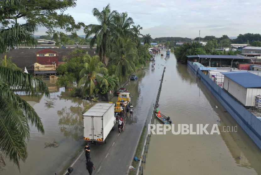 Pemerintah Malaysia interogasi dukun yang klaim cegah banjir. Ilustrasi banjir malaysia. 