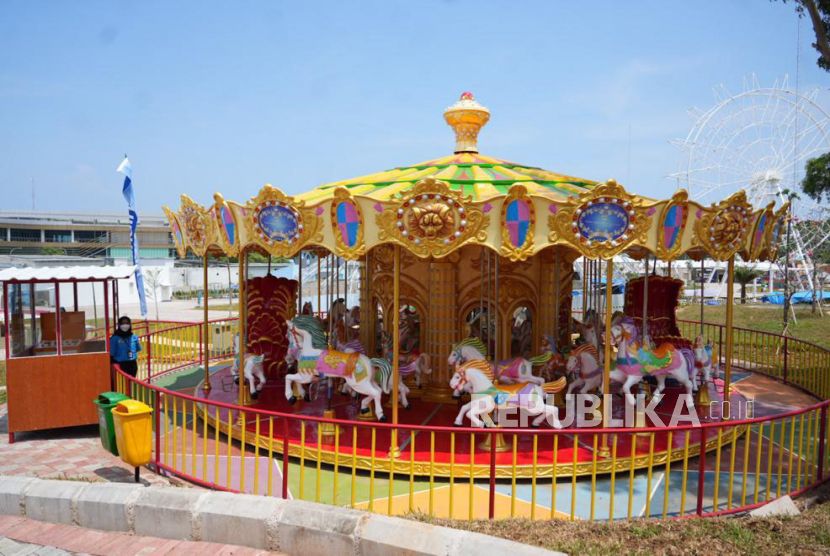 Arena permainan Krakatau Park di kawasan Bakauheni Harbour City (BHC), Lampung, (lustrasi).