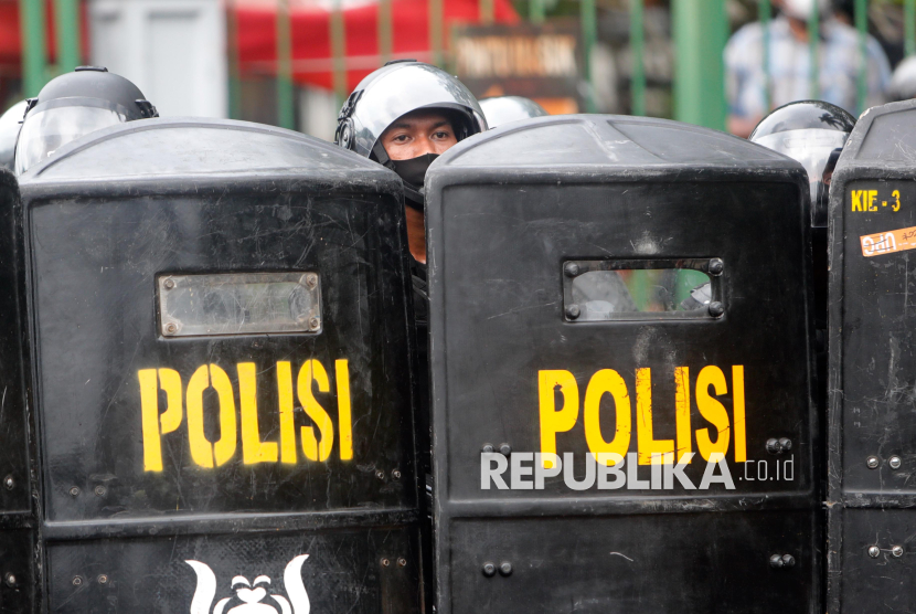 Ilustrasi anggota Polisi.