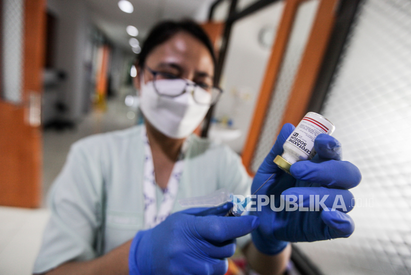 Kemenkes Perketat Penggunaan Antibiotik di RS, Cegah Resistensi Antimikroba