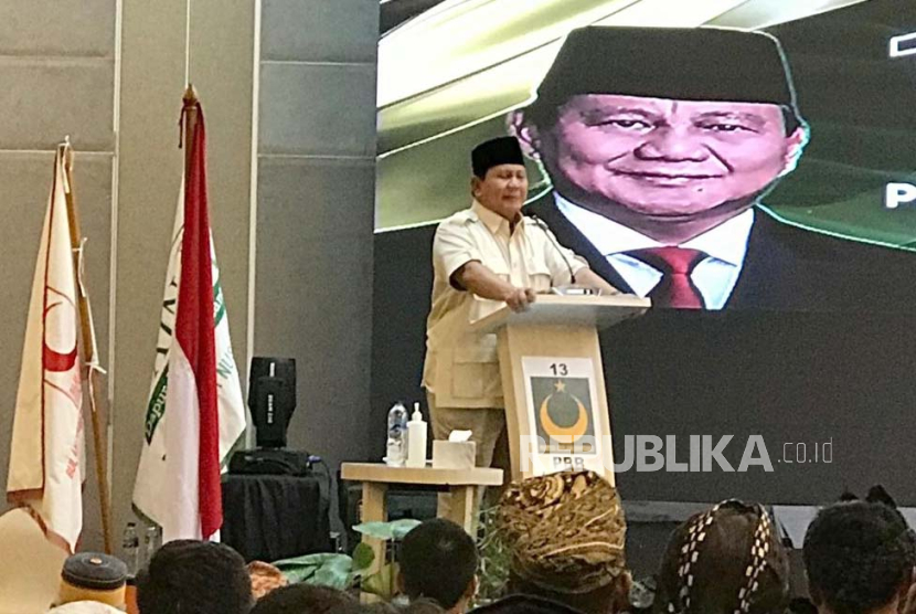 Ketua Umum Partai Gerindra, Prabowo Subianto. Ketua Harian Gerindra Sufmi Dasco sebut koalisi sarankan Prabowo tentukan cawapres.