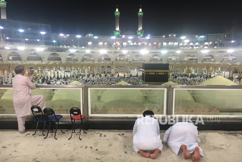 Jamaah haji di Masjidil Haram, Makkah, Arab Saudi. Arab Saudi Perbarui Prosedur Masuk untuk Jamaah Umroh