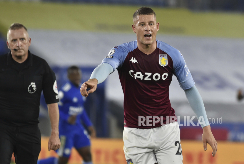  Reaksi Ross Barkley saat mencetak gol untuk Aston Villa di pertandingan sepak bola Liga Primer Inggris antara Leicester City dan Aston Villa di Stadion King Power di Leicester, Inggris, Ahad (18/10)..