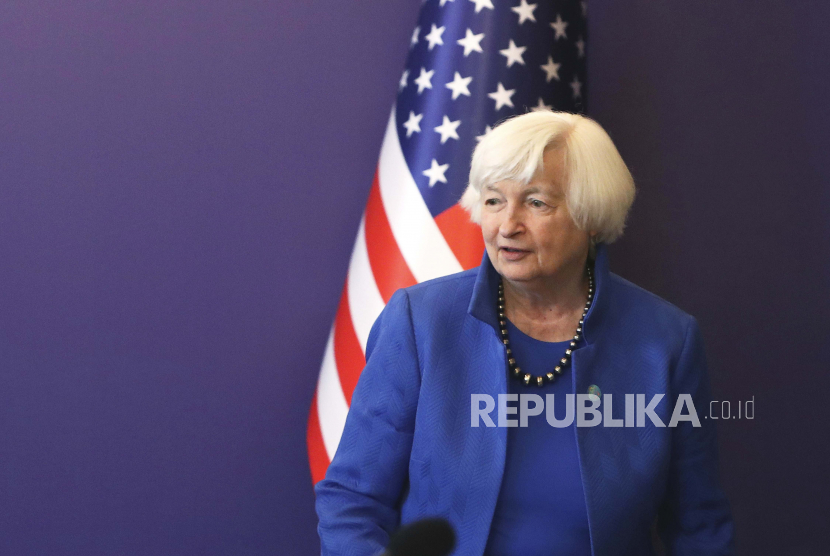 Menteri Keuangan AS Janet Yellen. Amerika Serikat (AS) menjatuhkan sanksi pada 22 individu dan dua entitas terkait perang Rusia di Ukraina. Ilustrasi.