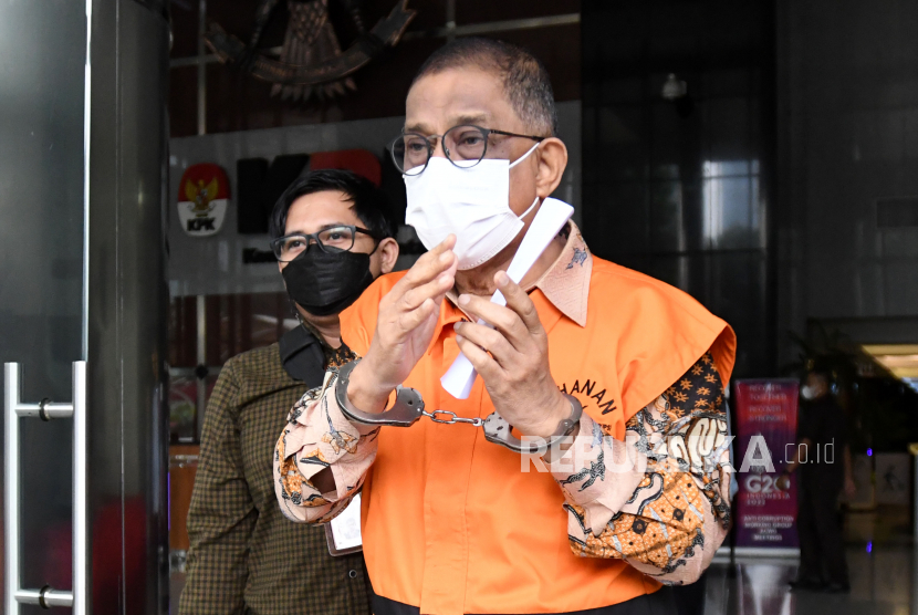Tersangka Wali Kota Ambon nonaktif Richard Louhennapessy di Gedung Merah Putih KPK, Jakarta, Kamis (7/7/2022). 