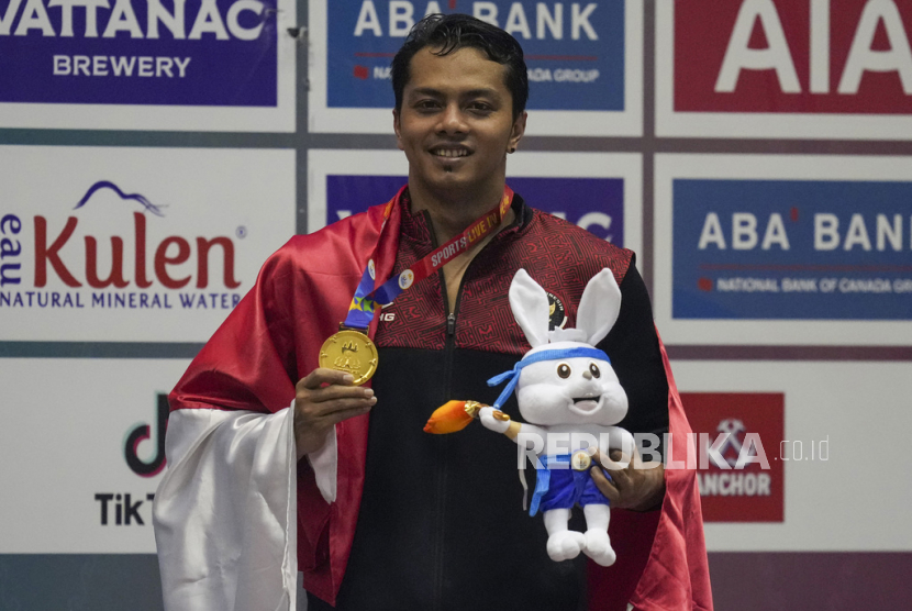 Sempat terpuruk dan keluar dari Pelatnas, perenang I Gede Siman meraih medali emas di SEA Games 2023.