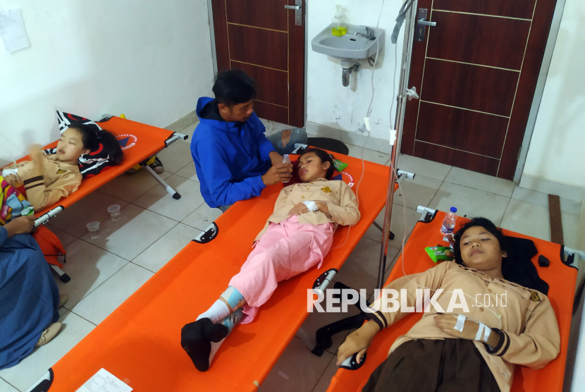 Keracunan MBG di Bandung Barat Kembali Terjadi, Ratusan Pelajar Jadi Korban