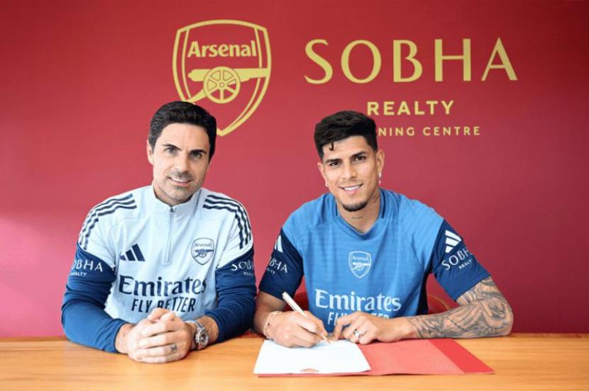 Arsenal pinjam Piero Hincapie dari Bayer Leverkusen.