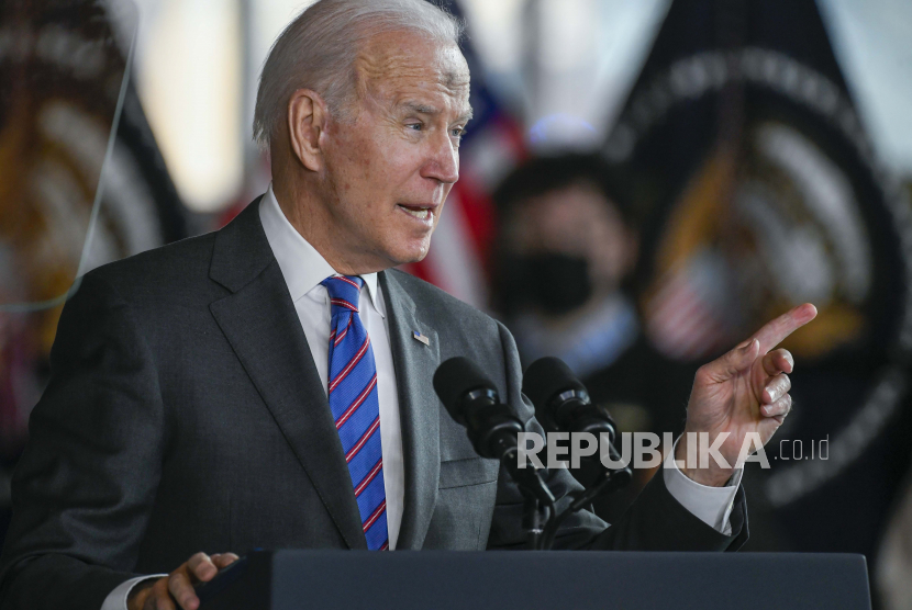Presiden AS Joe Biden, Presiden Amerika Serikat (AS) Joe Biden mengatakan, negaranya tidak akan memerangi Rusia di Ukraina. Namun dia menegaskan, AS bakal mempertahankan wilayah NATO