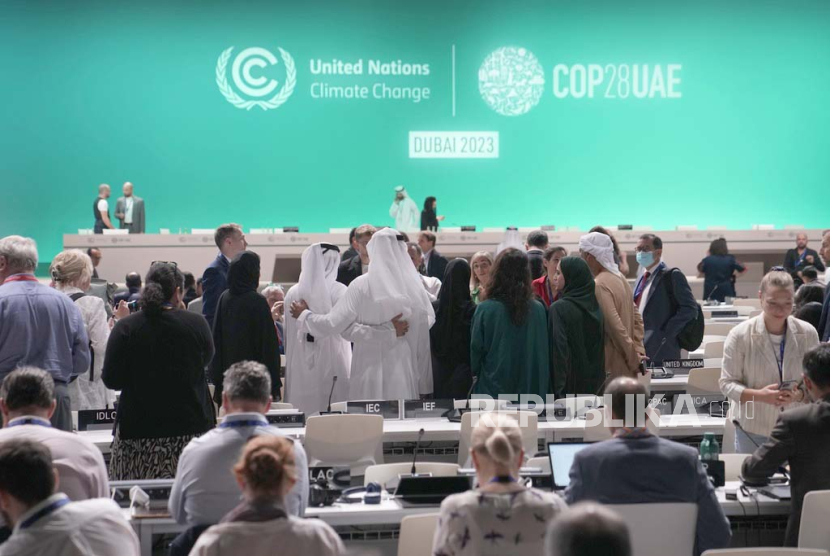 Ratusan pemimpin dunia dan pakar iklim berkumpul di konferensi iklim PBB tahun ini untuk menyaksikan persetujuan dana kerugian dan kerusakan akibat bencana iklim.