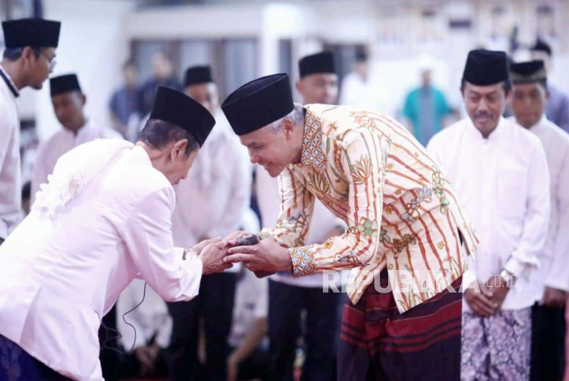 Gubernur Jawa Tengah, Ganjar Pranowo dalam acara tarawih keliling (tarling) putaran pertama tingkat Provinsi Jawa Tengah, di gedung Gradhika Bhakti Praja, Kamis (23/3/2023) malam.