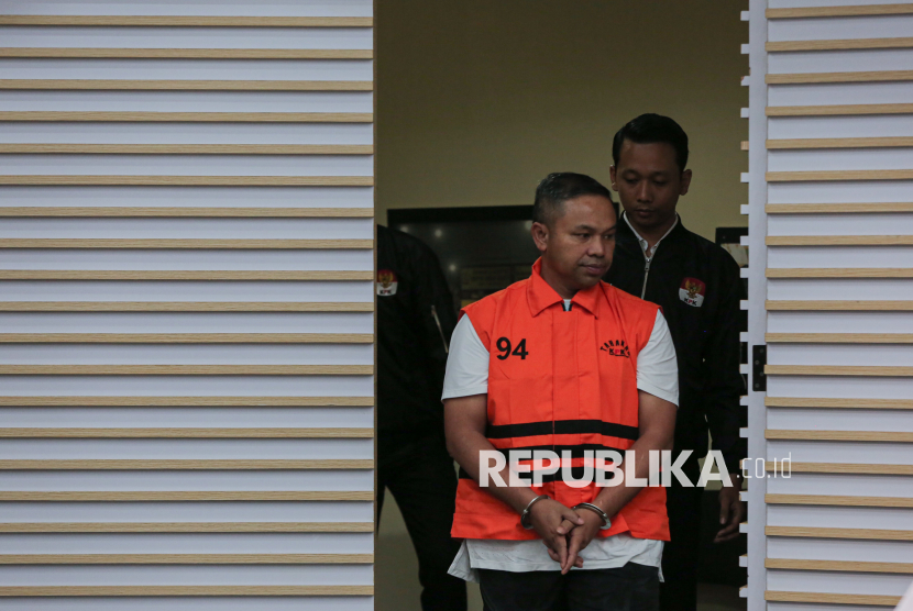 Penampakan Gubernur Riau Abdul Wahid Usai Ditahan KPK Terkait Kasus Korupsi