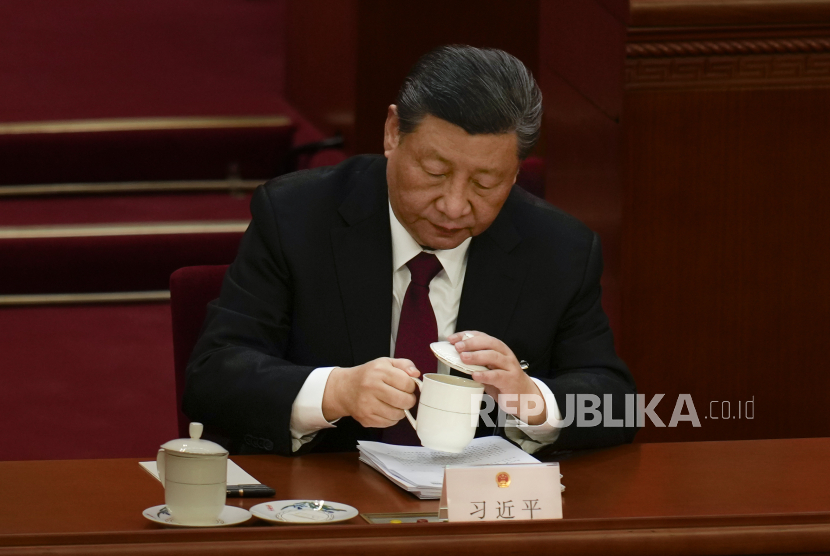 Sidang Kongres Rakyat Nasional turut dihadiri Presiden Xi Jinping dan pejabat tinggi Cina lainnya.