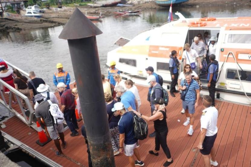 Ribuan Wisman dari Kapal Pesiar Westerdam Nikmati City Tour di Probolinggo